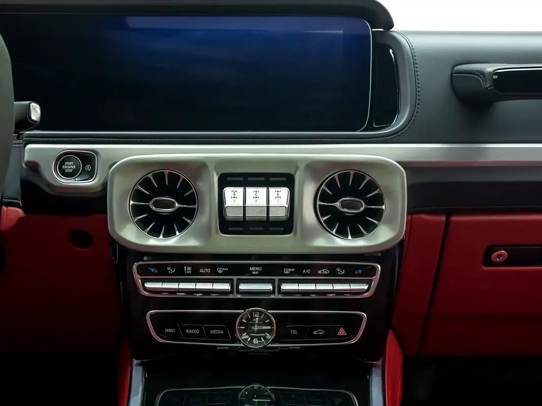 Mercedes-Benz G-Class G 63 AMG photo 9