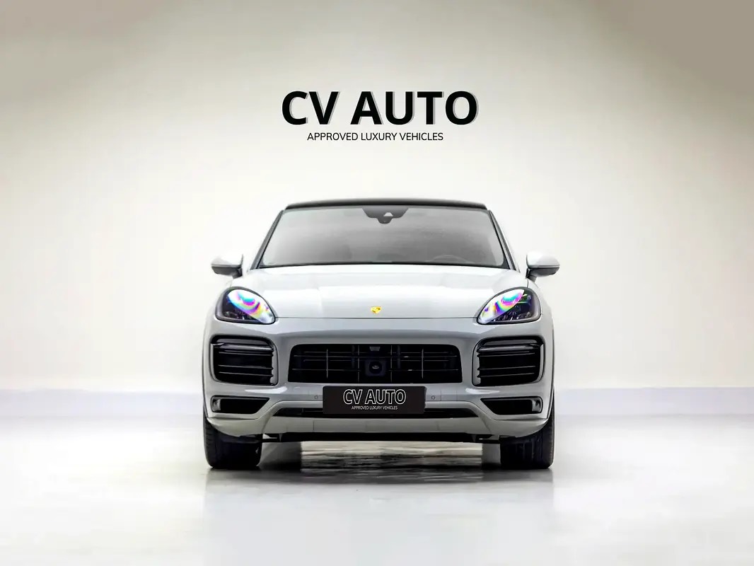 Porsche Cayenne GTS Coupe photo 2