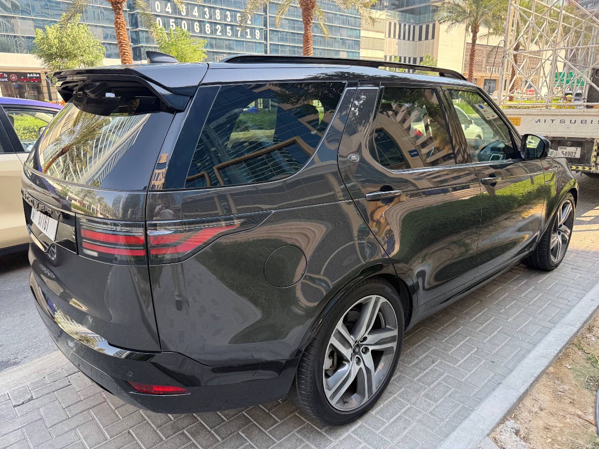 Land Rover Discovery 5 photo 4
