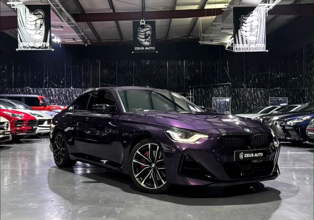 BMW M240i photo 2