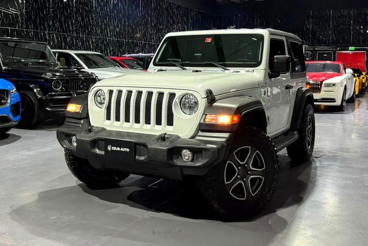 Jeep Wrangler Sport