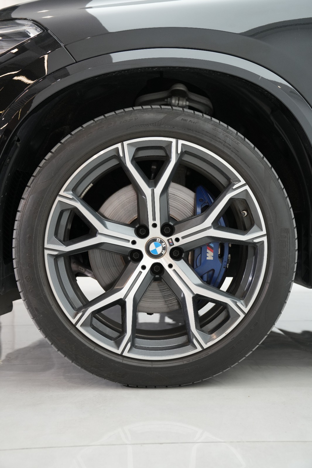 BMW X5 40i photo 4