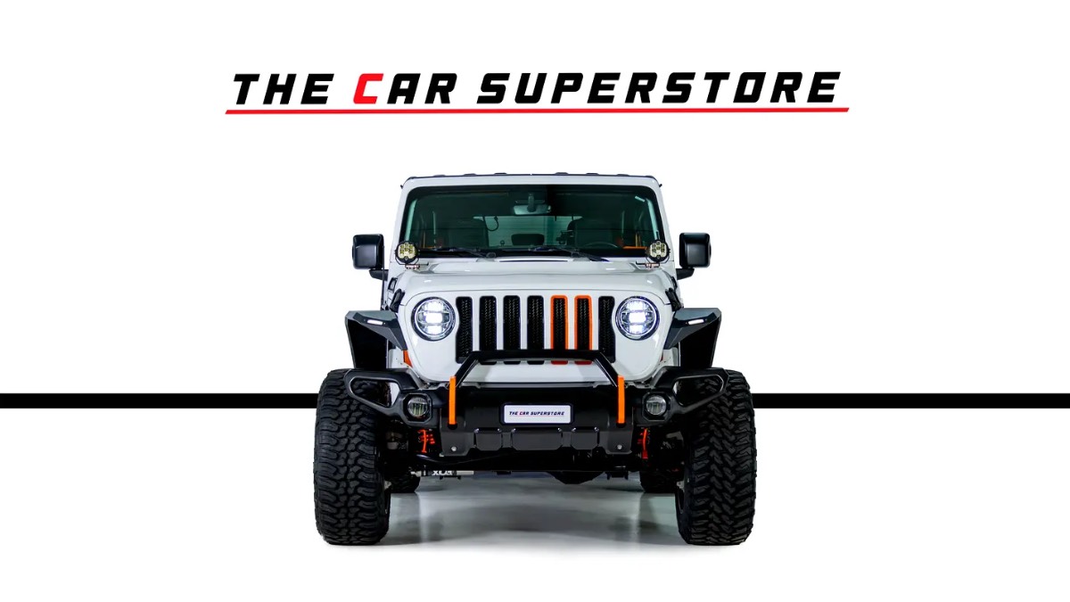 Jeep Wrangler Unlimited Sport photo 2