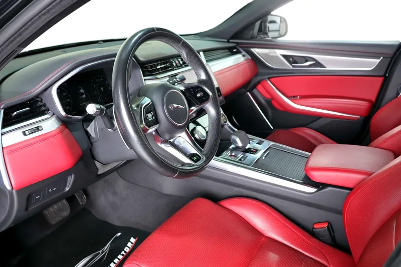 Jaguar XF R-Sport photo 7