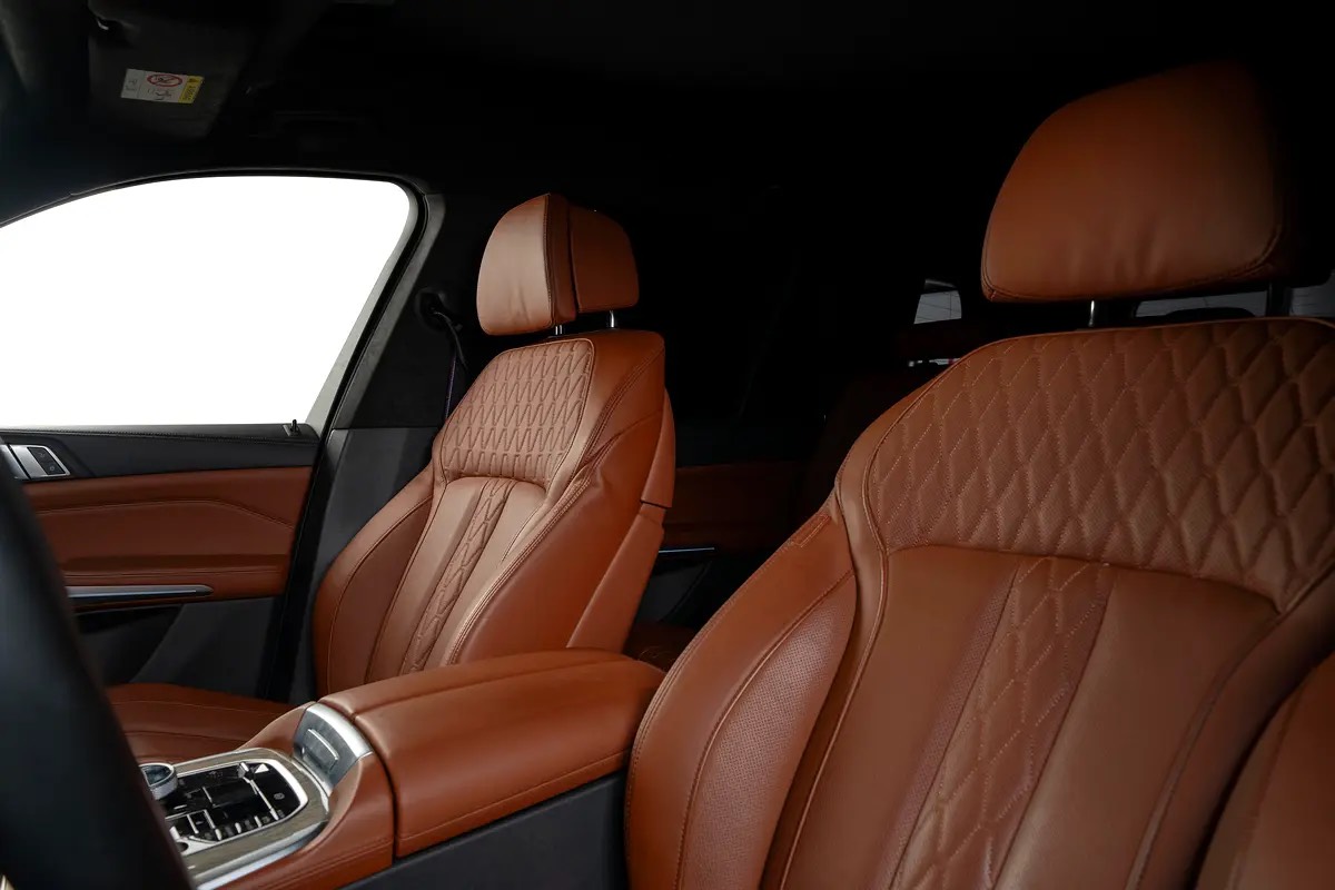 BMW X7 xDrive40i M Sport photo 9