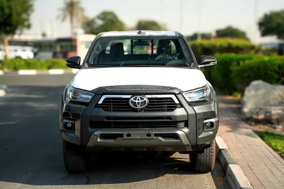Toyota Hilux Adventure photo 2