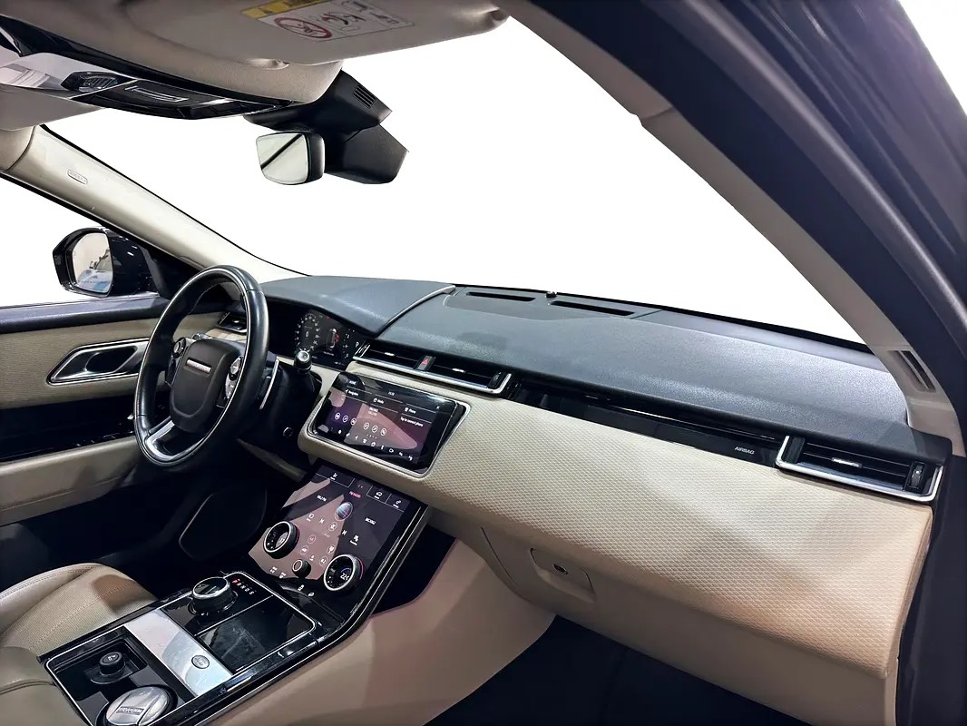 Land Rover Range Rover Velar R-Dynamic SE photo 6