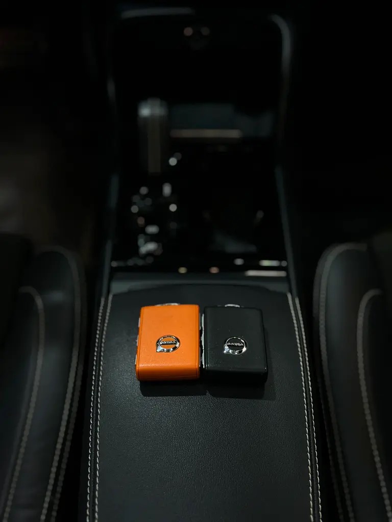 Volvo XC40 T4 R Design photo 10