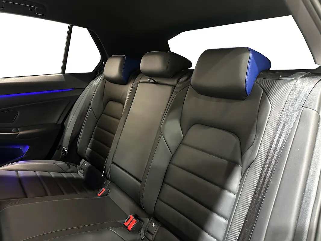 Volkswagen Golf R R Topline photo 9