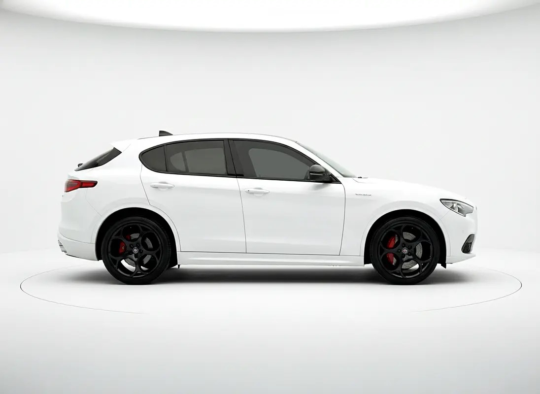 Alfa Romeo Stelvio Veloce photo 3