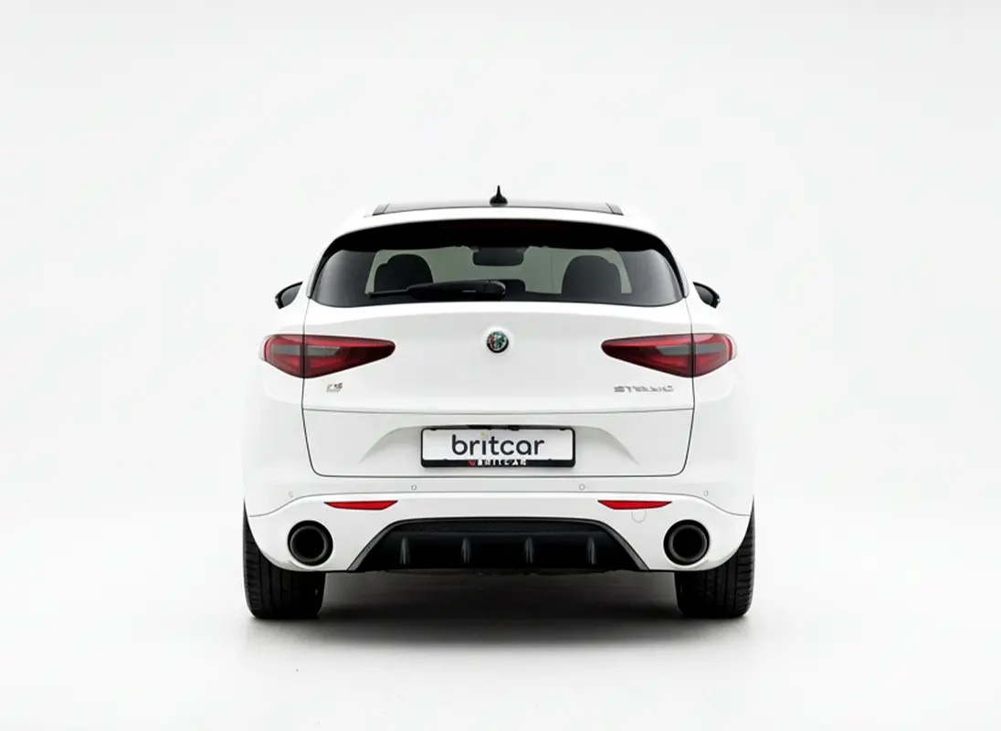 Alfa Romeo Stelvio Veloce photo 5