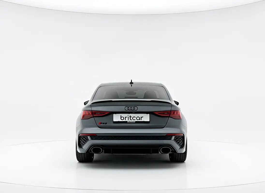 Audi RS3 2.5 TFSI quattro photo 5