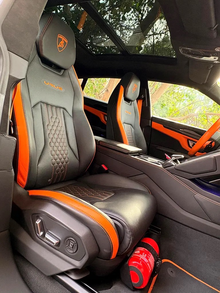 Lamborghini Urus S photo 7