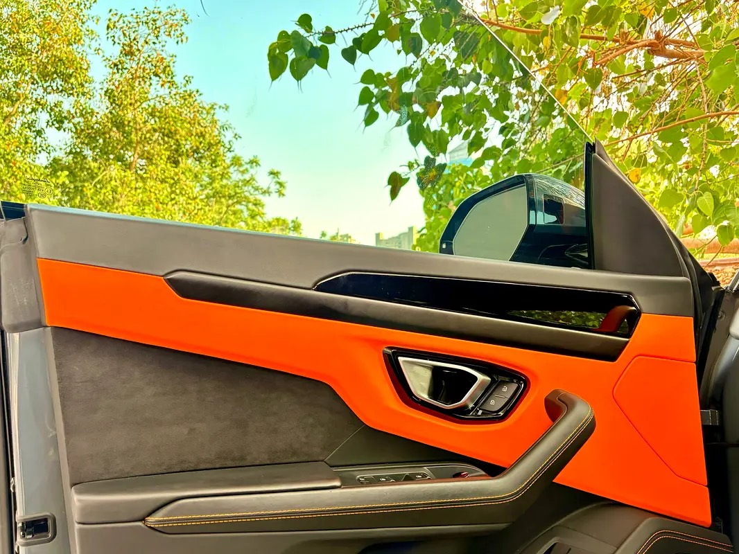 Lamborghini Urus S photo 9