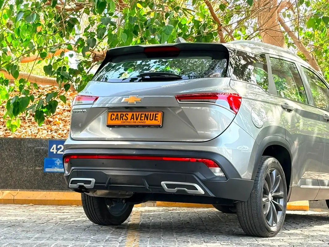 Chevrolet Captiva LS photo 5