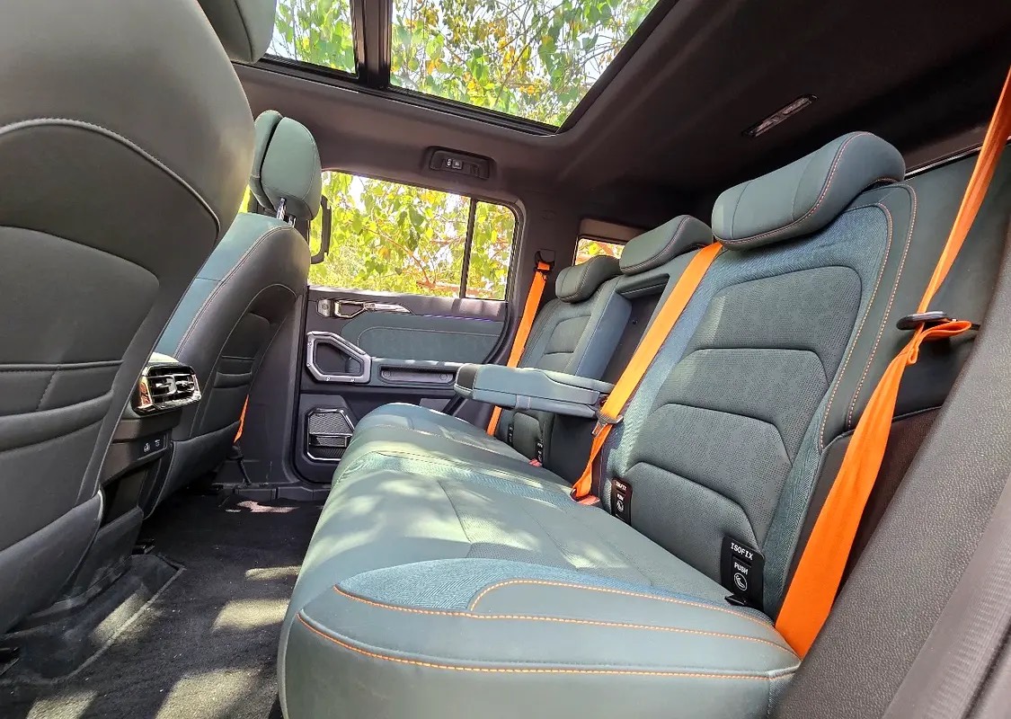 Jetour T2 Luxury Plus photo 9