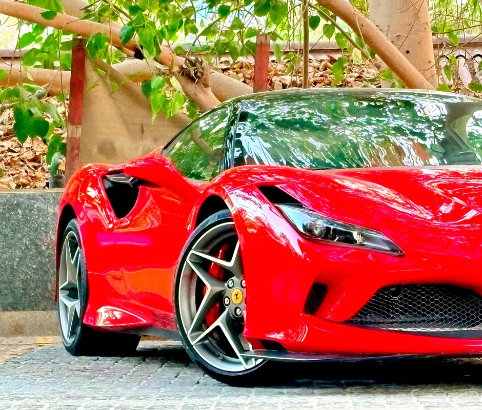 Ferrari F8 Tributo photo 3