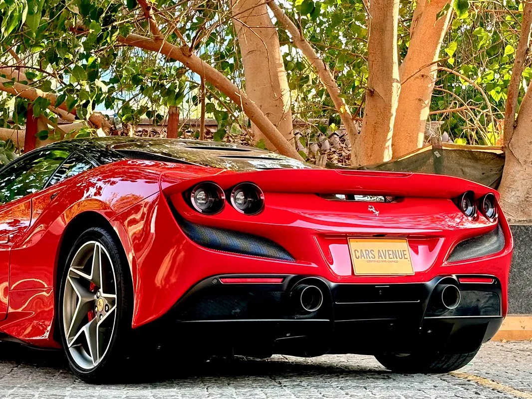 Ferrari F8 Tributo photo 4