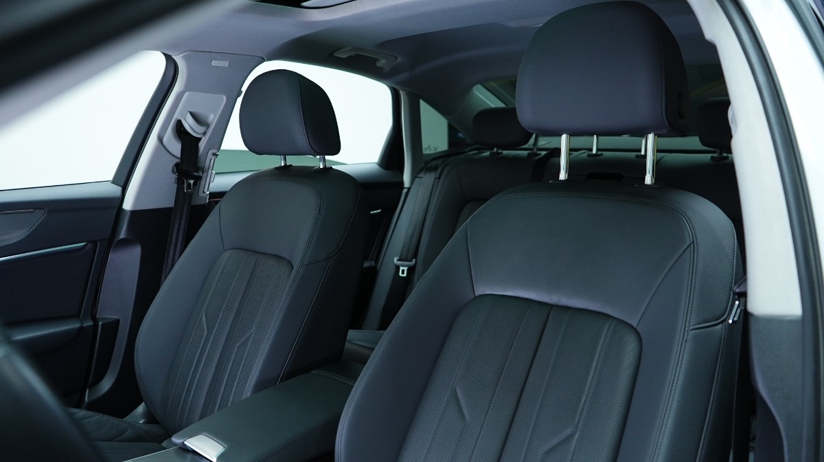 Audi A6 photo 8