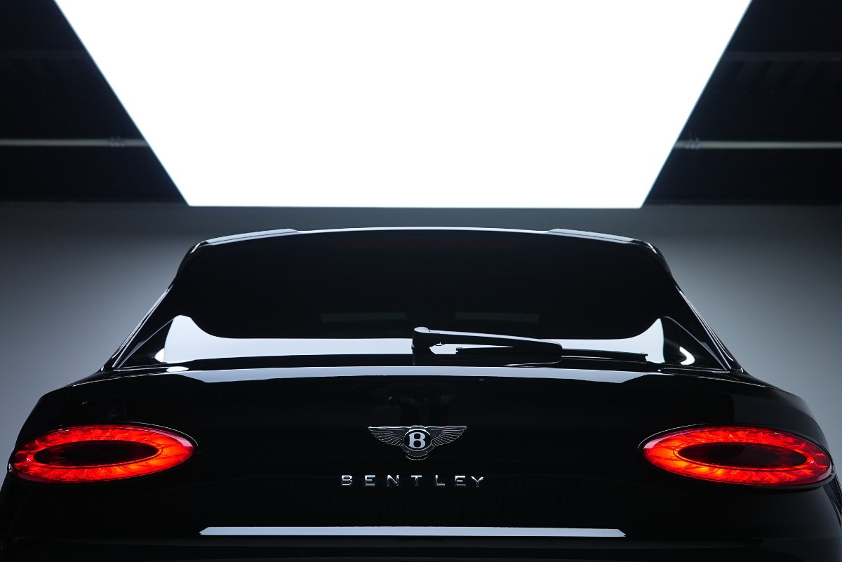 Bentley Bentayga photo 6