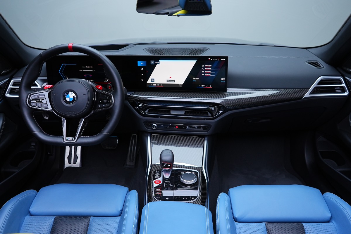 BMW M4 photo 9