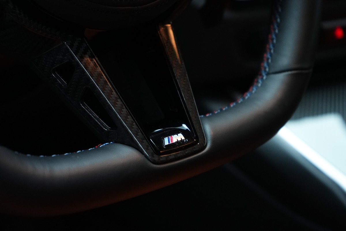 BMW M4 photo 10