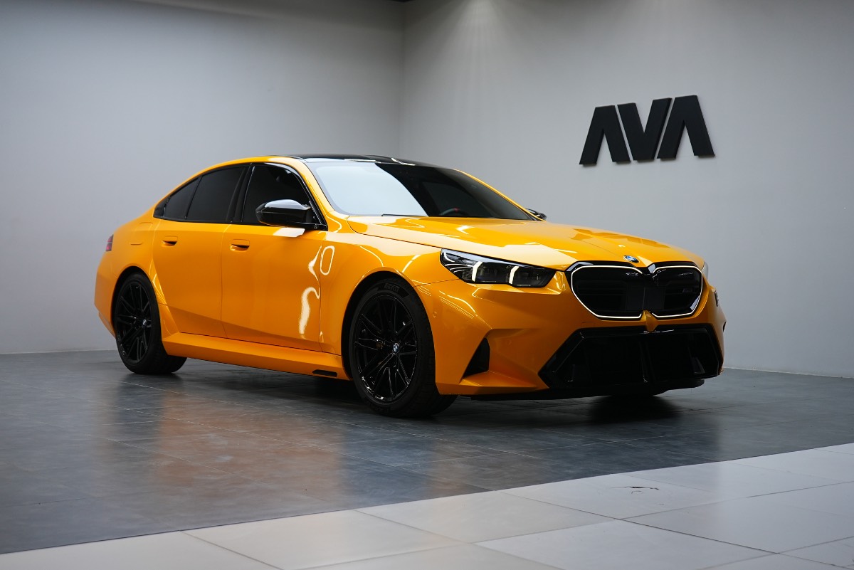 BMW M5 photo 2
