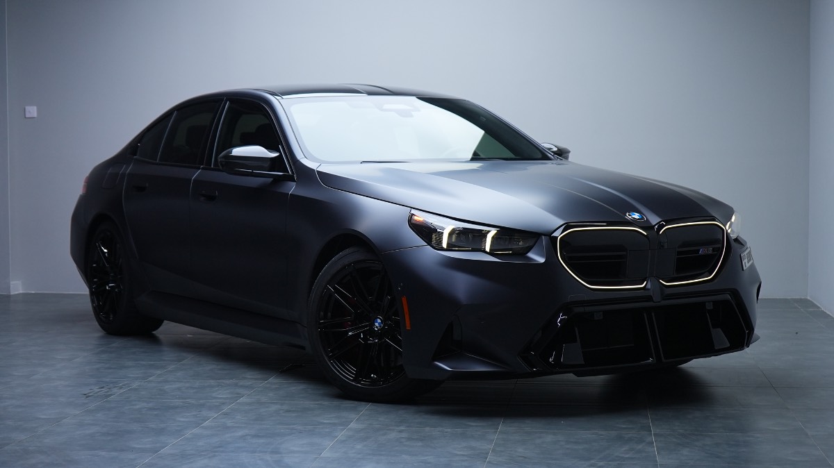 BMW M5 photo 2