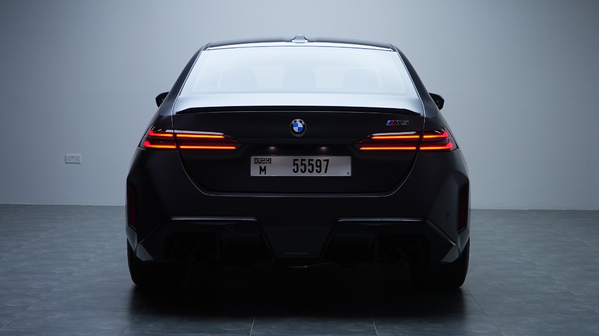 BMW M5 photo 6