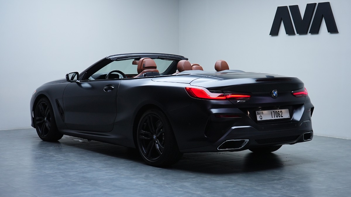 BMW 8 Series photo 5