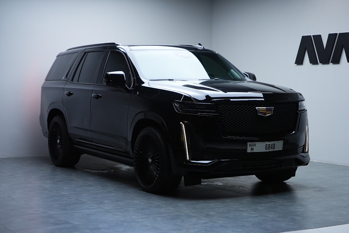 Cadillac Escalade photo 2