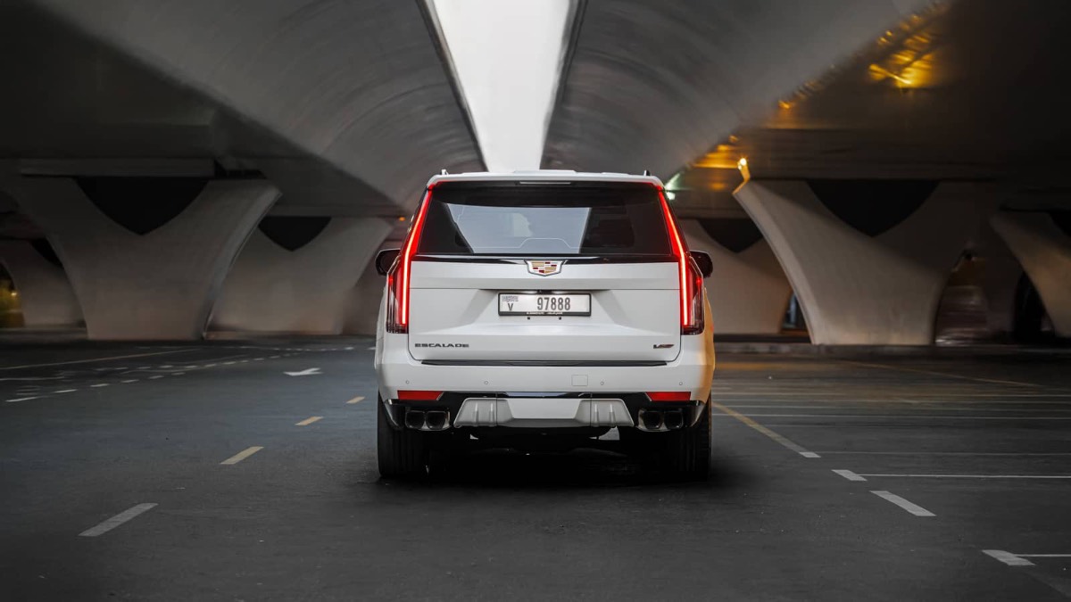 Cadillac Escalade photo 3