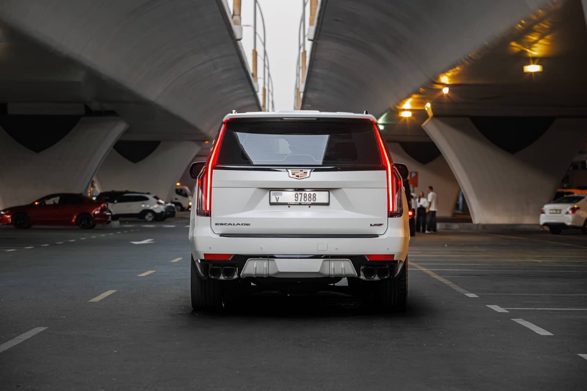 Cadillac Escalade photo 4