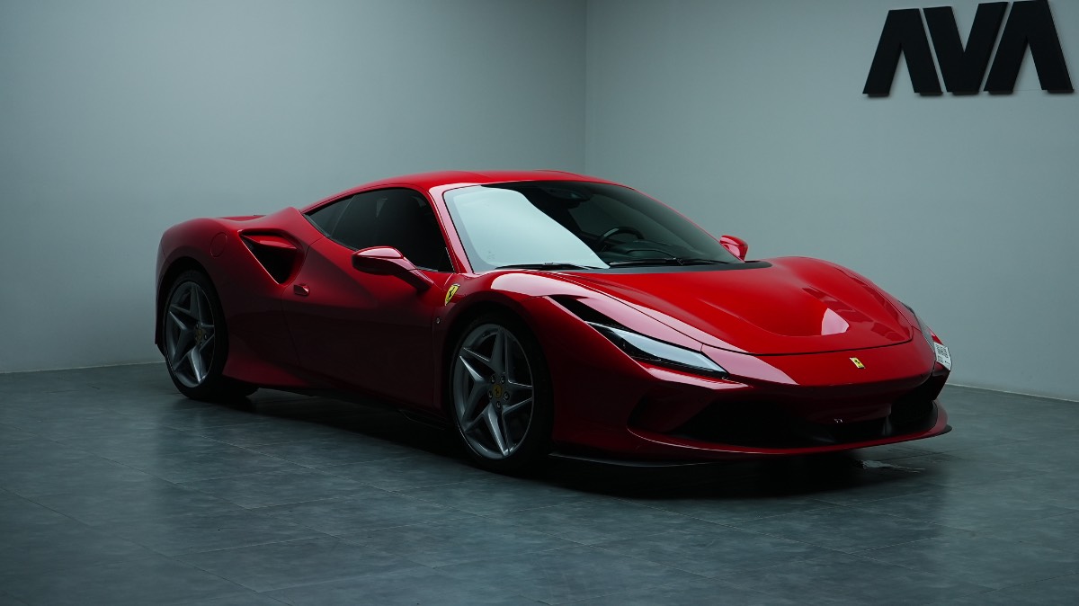 Ferrari F8 Tributo photo 2