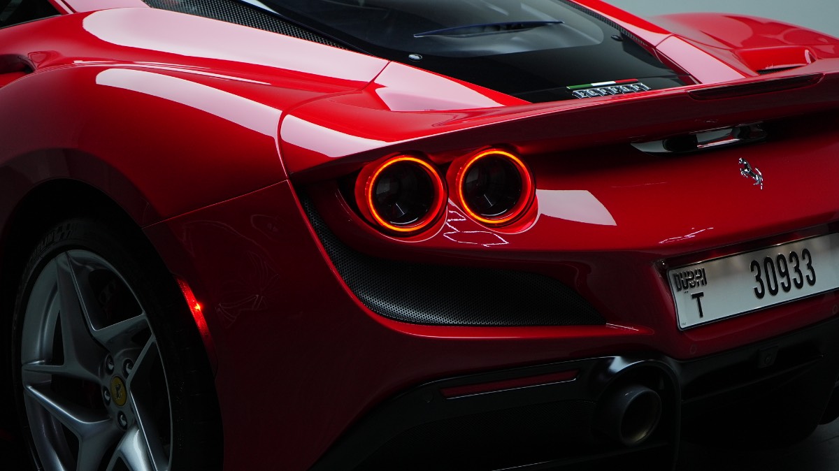 Ferrari F8 Tributo photo 7