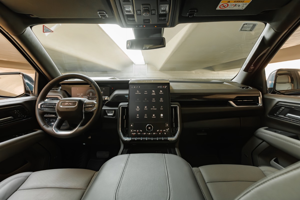 GMC Yukon photo 7