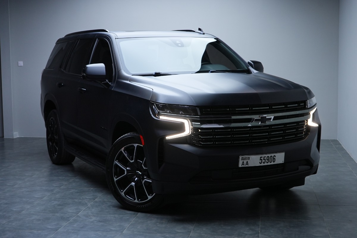Chevrolet Tahoe photo 2