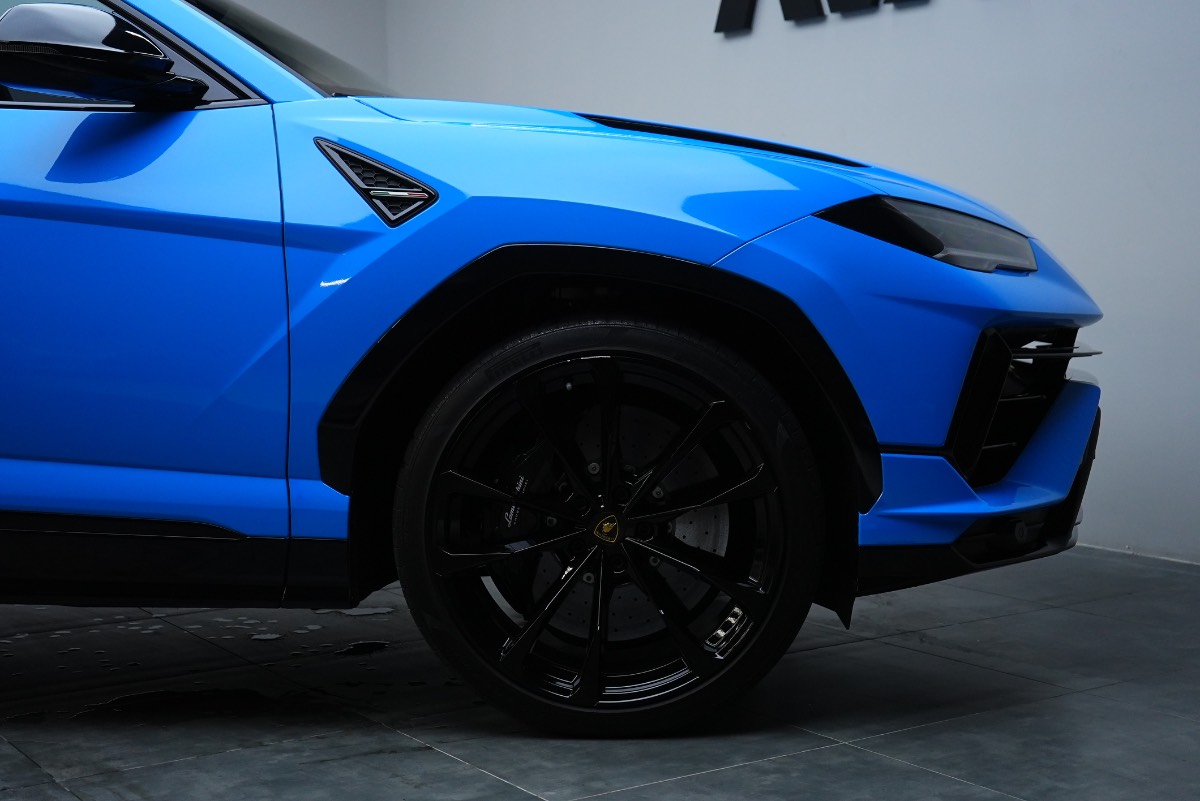 Lamborghini Urus photo 6