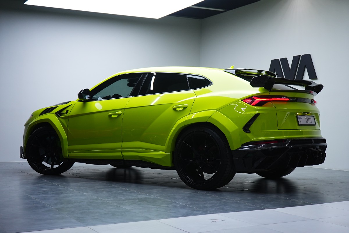 Lamborghini Urus photo 4