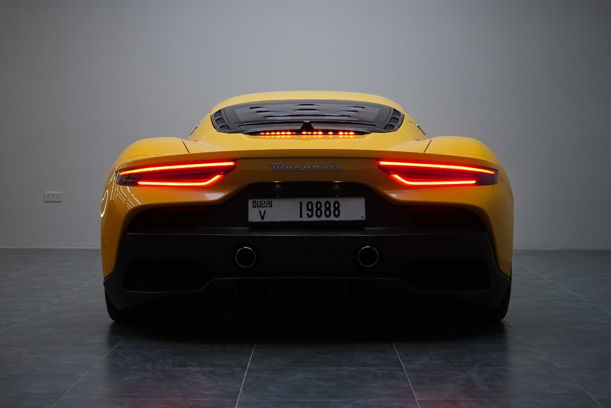 Maserati MC20 photo 6