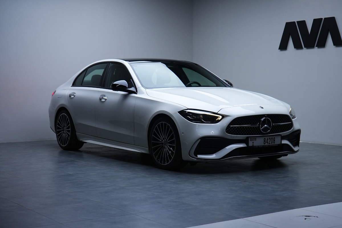 Mercedes-Benz C-Class photo 2