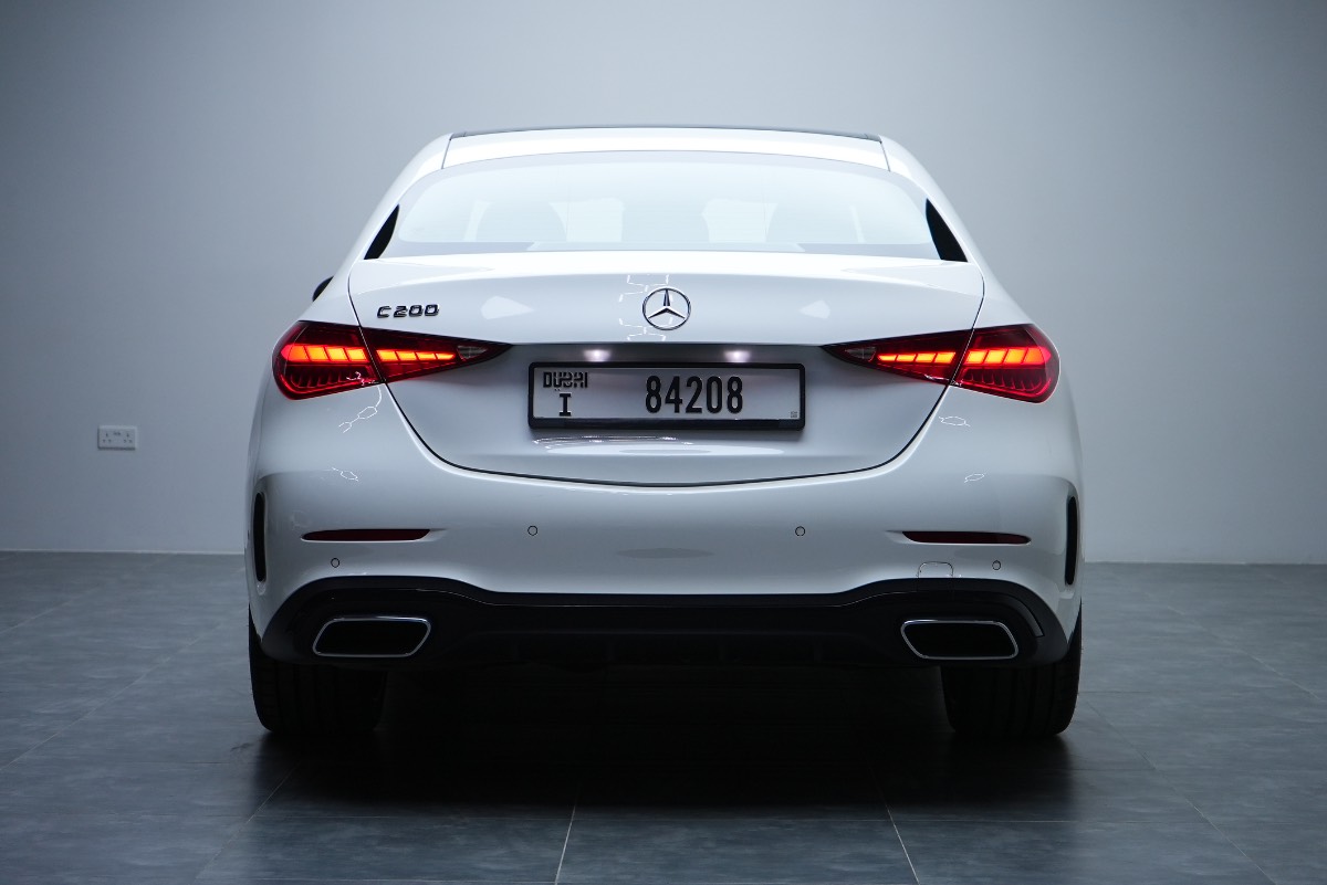 Mercedes-Benz C-Class photo 4