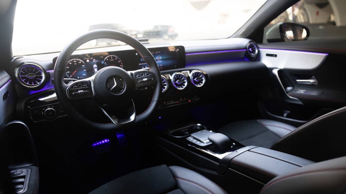 Mercedes-Benz CLA photo 6
