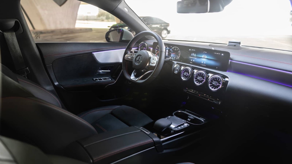 Mercedes-Benz CLA photo 7