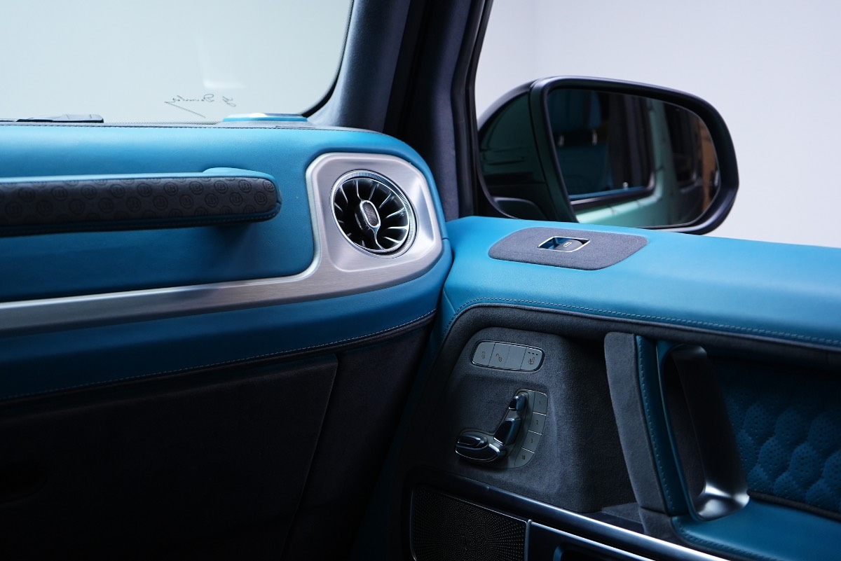 Mercedes-Benz G-Class photo 8