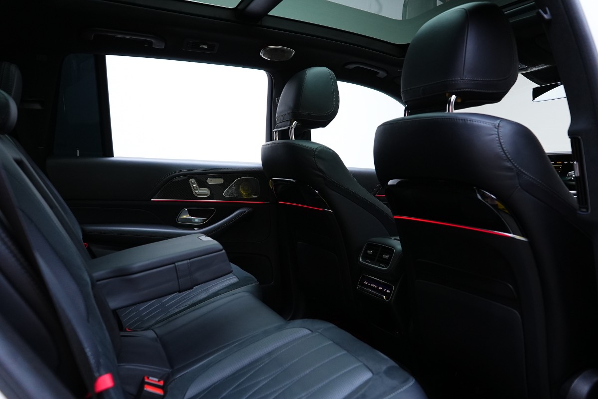 Mercedes-Benz GLS photo 9