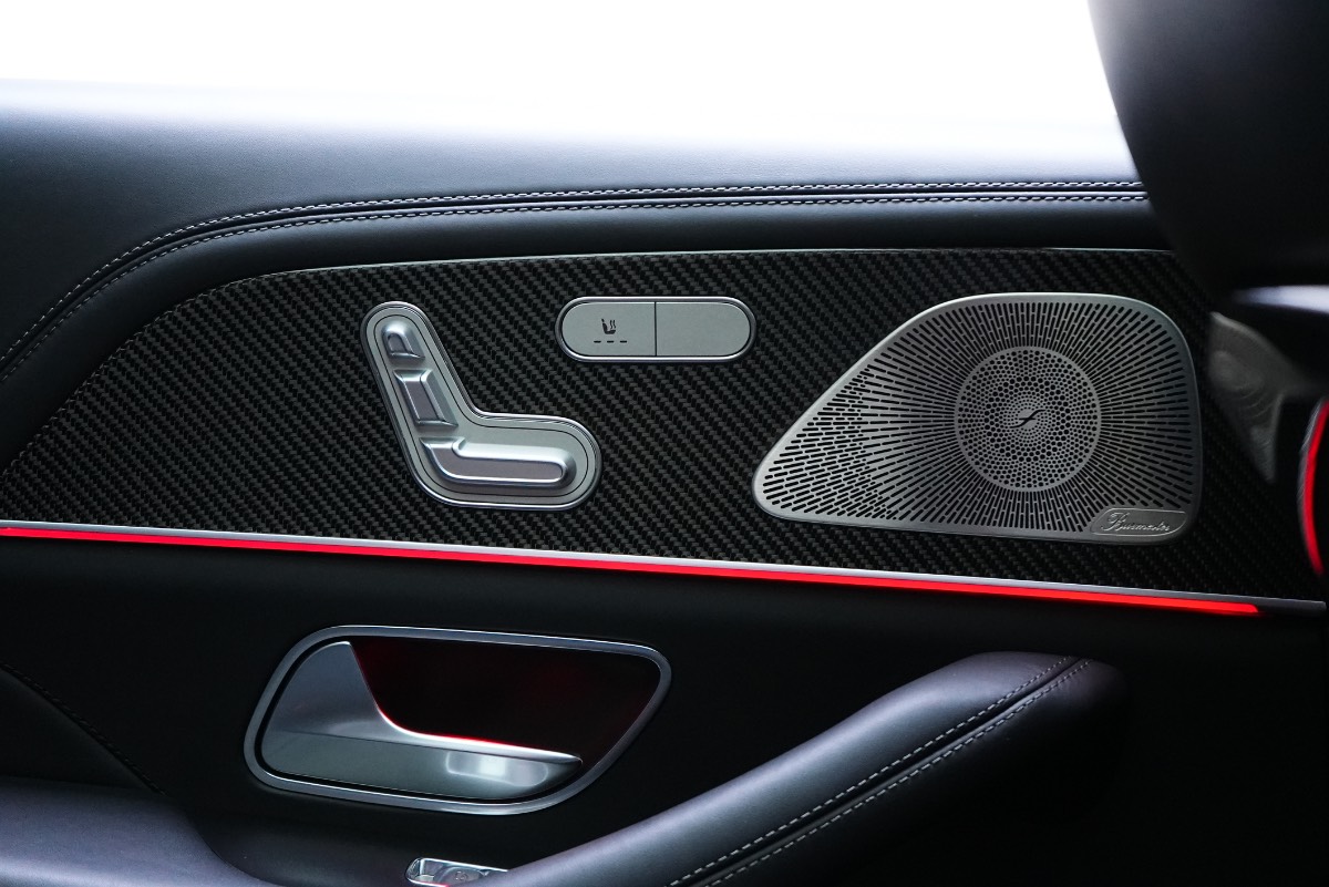 Mercedes-Benz GLS photo 10
