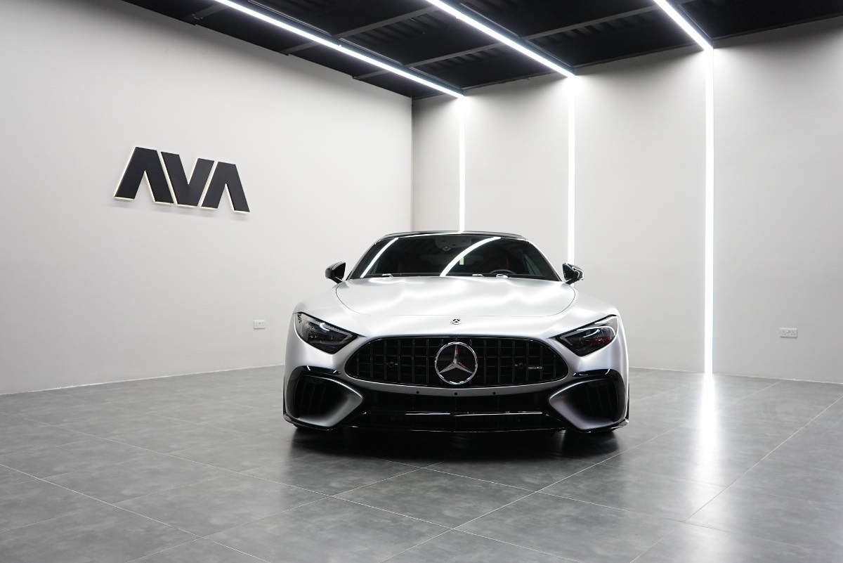 Mercedes-Benz SL photo 2