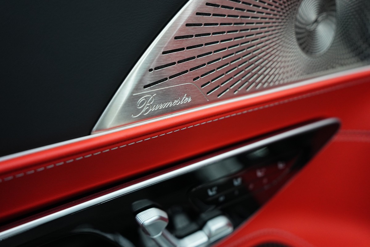 Mercedes-Benz SL photo 9