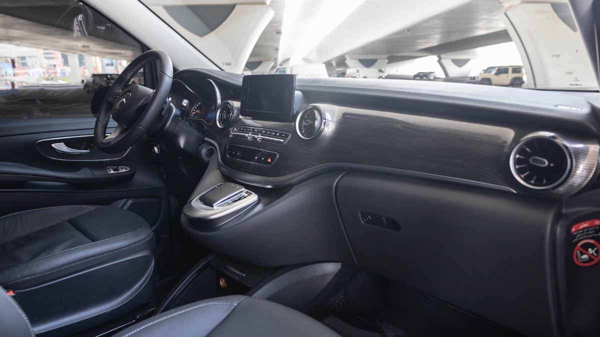 Mercedes-Benz V-Class photo 6